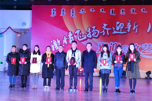 晚会1-1.jpg