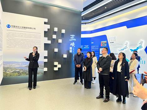 1b3f5e24afd31975667b1b7ca7ccb56e