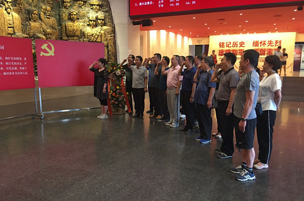 图书_副本.jpg