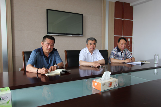 党课新闻稿1.JPG