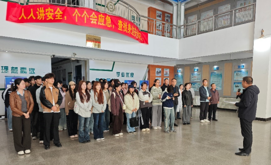 集宁师范学院启动国际减灾日暨校园安全文化宣传月活动