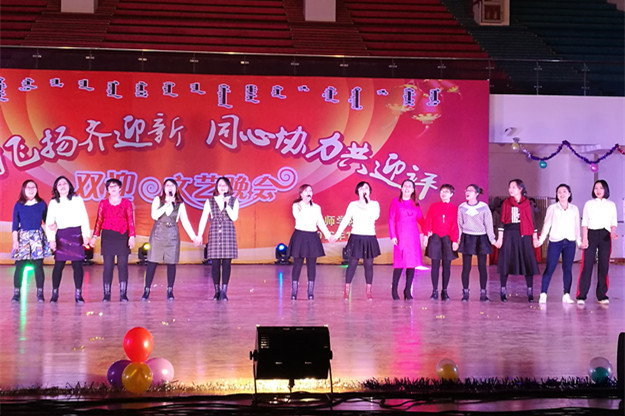晚会1-3.jpg