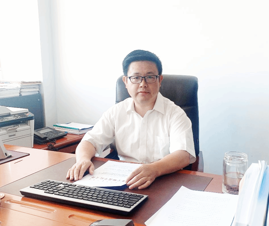 李凤斌：二级教授，副校长